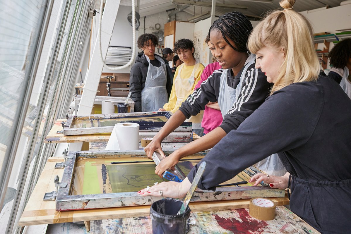 article thumb - QEST workshop with Rosanna Bishop. Image credit: Thea Baddiley